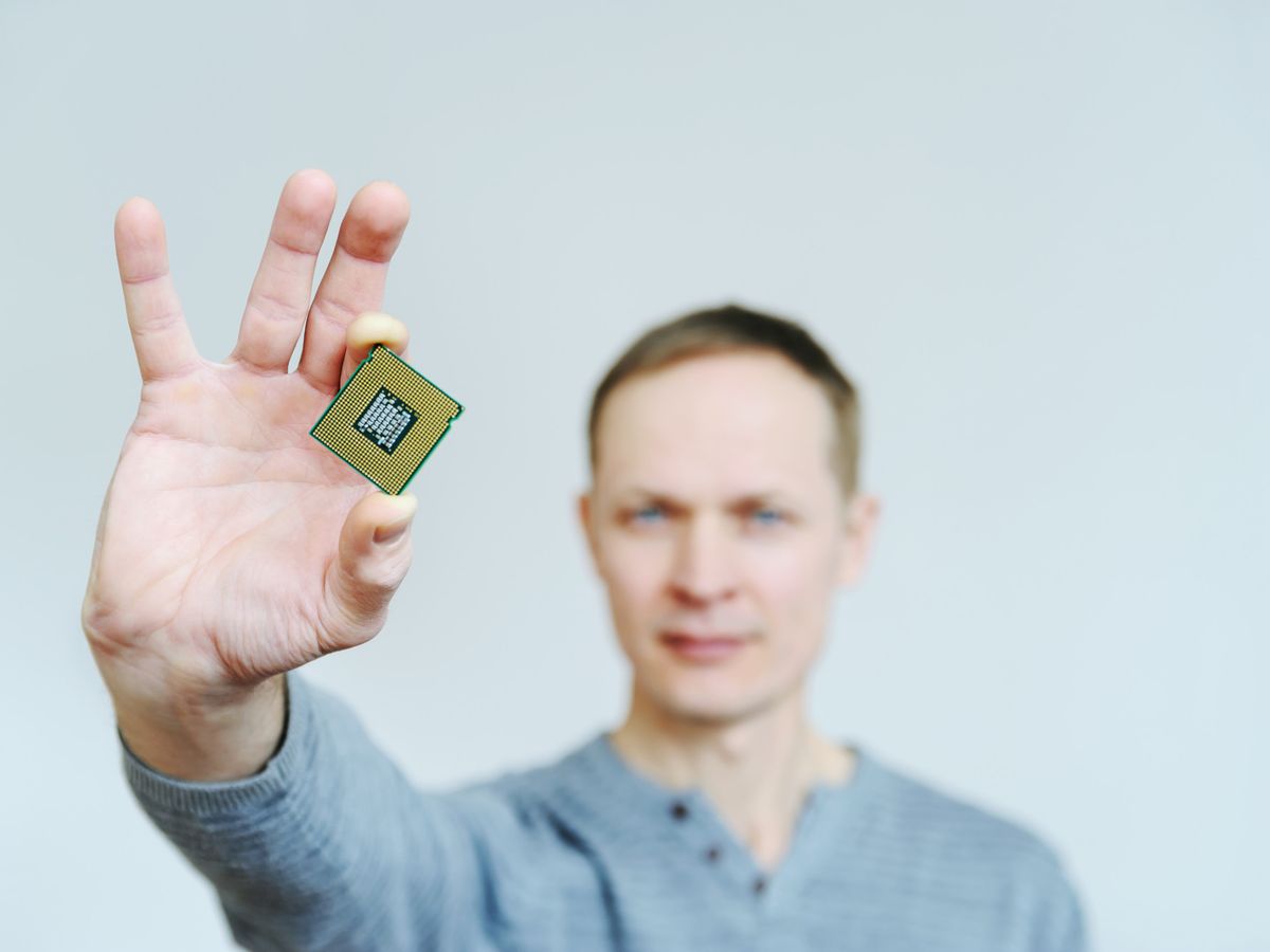 Porównanie procesorów Intel vs AMD – co wybrać w 2026 roku?